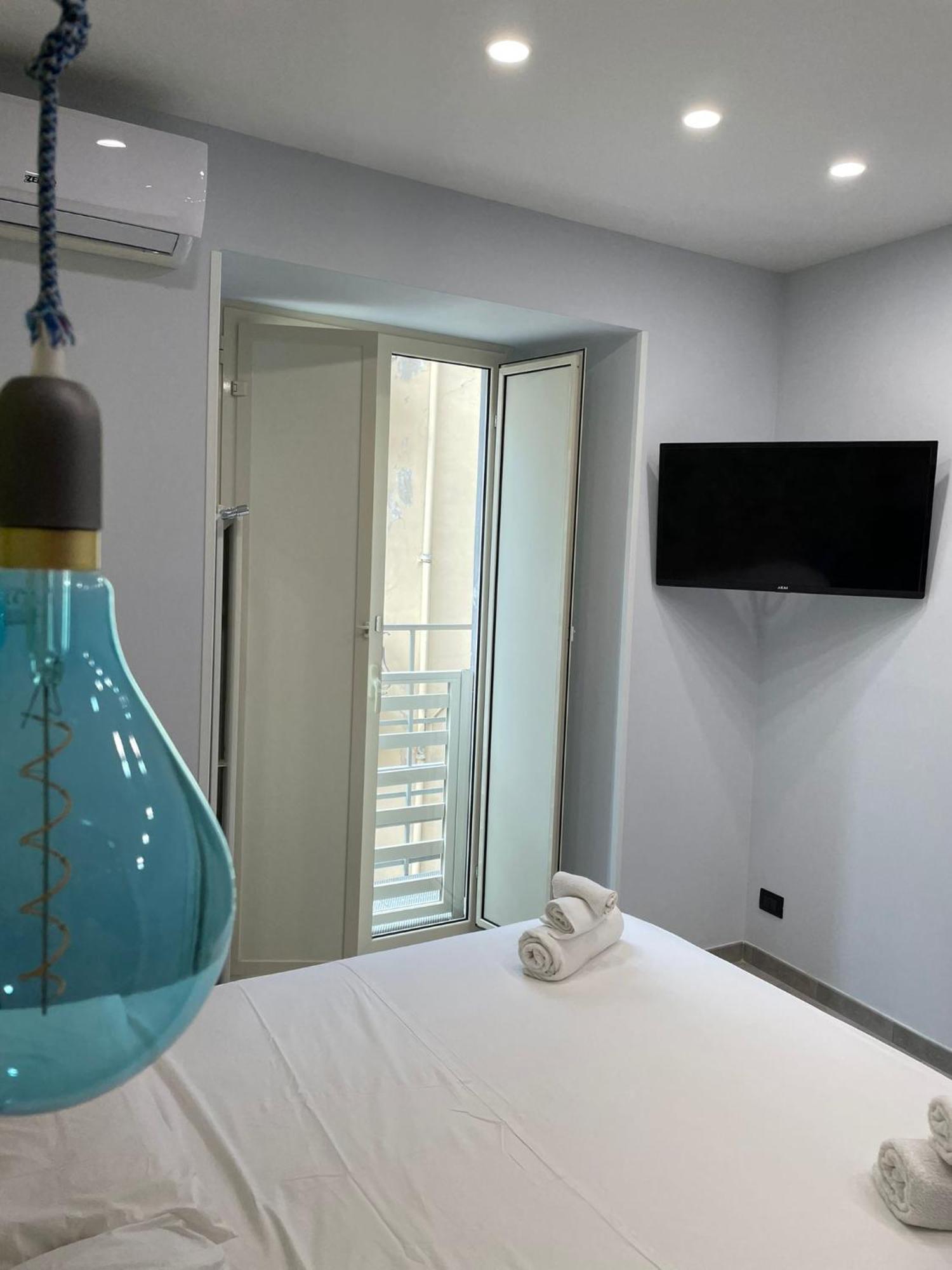 Terrazza Aragon Room And Spa Νάπολη Εξωτερικό φωτογραφία
