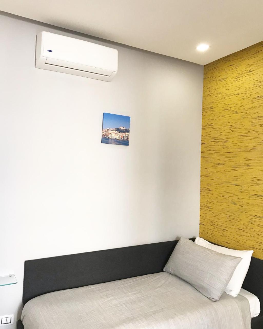 Terrazza Aragon Room And Spa Νάπολη Εξωτερικό φωτογραφία